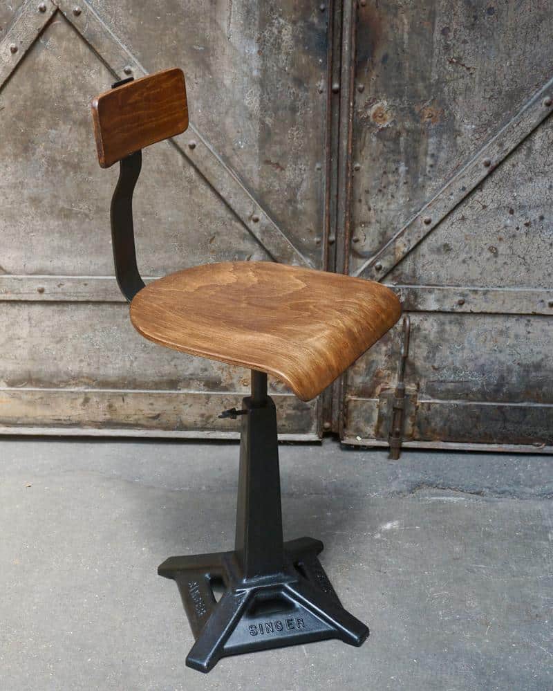 Magnifique chaise d'atelier Singer ancienne
